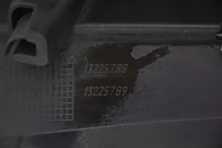 13225788 13225789 Решетка радиатора Opel Astra H Арт e9232295, вид 3