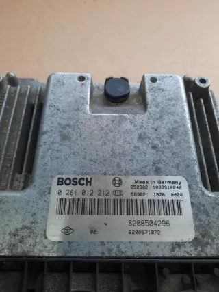 0281012212 8200504296 Блок управления двигателем Renault Laguna 2 Арт e9238793, вид 4