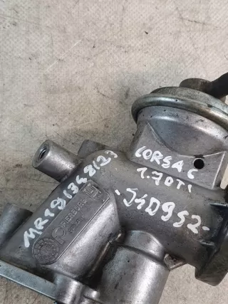 7518105 722772110 881324203 EGR245AN V40630031 0860441 97353973 897353973Y 8973539730 Клапан EGR Opel Corsa C Арт e9279964, вид 2