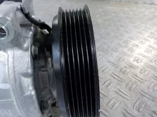 8W08168BL Компрессор кондиционера Audi A4 B9 Арт e9284834, вид 4