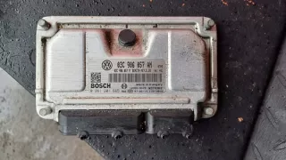 03C906057AN Блок управления двигателем Skoda Fabia 2 Арт e9294243, вид 1
