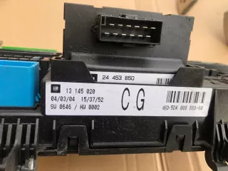 GM13145020 Блок предохранителей Opel Astra H Арт e9313269, вид 2