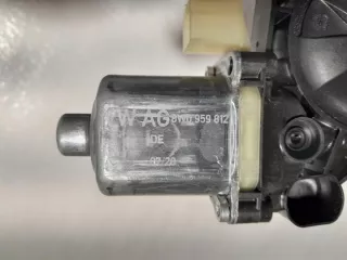 8W0959812 Моторчик стеклоподъемника Audi A4 B9 Арт e9319406, вид 2