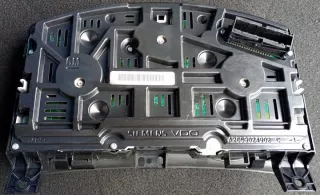 93182882 Z17DTH Щиток приборов (приборная панель) Opel Astra H Арт e9329338, вид 3