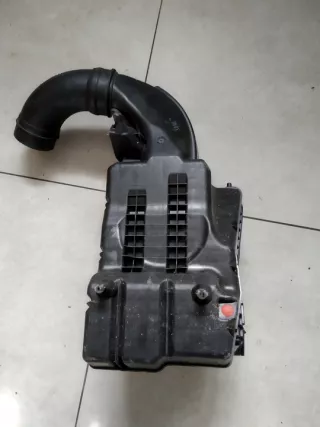 8200545836 8200591217 8200166612 Корпус воздушного фильтра Renault Laguna 3 Арт e9331063, вид 3