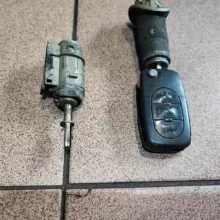4B0905851B Замок зажигания Audi A6 C5 (S6,RS6) Арт e9365206, вид 4