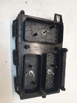 13206745GR Блок предохранителей Opel Astra H Арт e9369196, вид 2