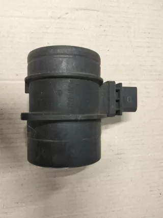F00C2G7017 00C267017 Расходомер воздуха Volkswagen Passat B6 Арт e9393219, вид 1