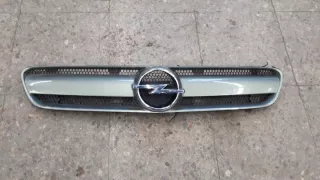 13123491 Решетка радиатора Opel Vectra C  Арт e9444884, вид 1