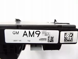 20957185 1110097AC 365927271 Блок предохранителей Opel Zafira C Арт e9507419, вид 4