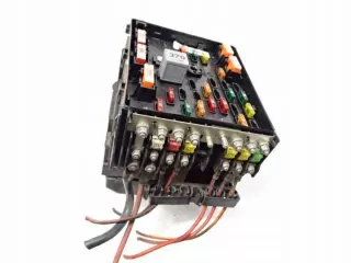 3C0937125 63592777 Блок предохранителей Volkswagen Passat B6 Арт e9508057, вид 4