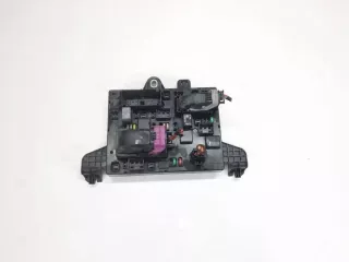 1330230 13302300 Блок предохранителей Opel Astra J Арт e9514735, вид 1