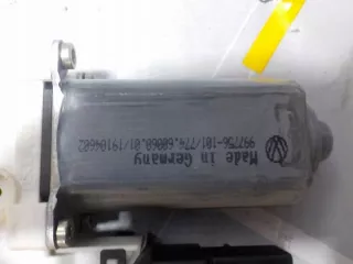 1K4839401C Моторчик стеклоподъемника Volkswagen Golf 5 Арт e9518933, вид 3
