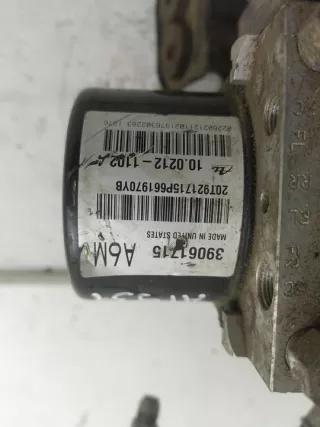 39061715 Блок предохранителей Opel Astra J Арт e9524644, вид 2