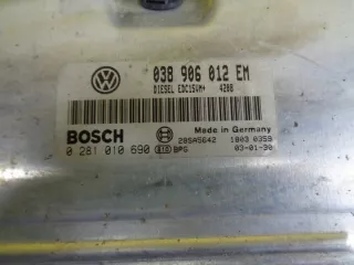 038906012EM Блок управления двигателем Seat Ibiza 3 Арт e9531189, вид 2