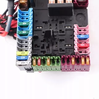A2059068501 A2059068501,A Блок предохранителей Mercedes C W205 Арт e9540007, вид 4
