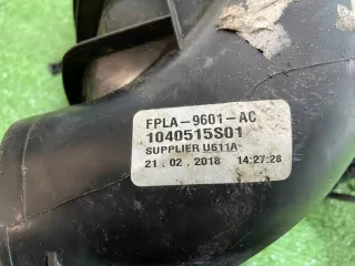 FPLA-9601-AC LR062607 LR095546 FPLA9601AB FPLA-9601-AB FPLA9601AC GPLA9H736AA GPLA-9H736-AA Корпус воздушного фильтра Land Rover Discovery 5 Арт e9541616, вид 4