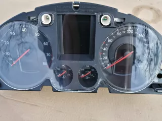 3C0920870F Щиток приборов (приборная панель) Volkswagen Passat B6 Арт e9568660, вид 3