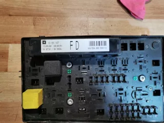 13191127 Блок предохранителей Opel Astra H Арт e9572224, вид 3