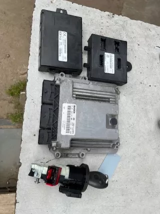 237103888R Блок управления двигателем Renault Trafic 3 Арт e9605570, вид 4