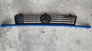 A6388880515 Решетка радиатора Mercedes Vito W638 Арт e9625864, вид 1