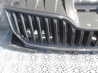 6V0853653A Решетка радиатора Skoda Fabia 3 Арт e9626302, вид 2