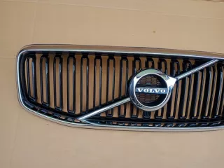 31457606 Решетка радиатора Volvo XC60 2 Арт e9626478, вид 2