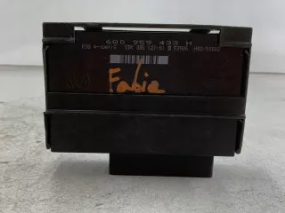 6Q0959433H Блок предохранителей Skoda Fabia 1 Арт e9634800, вид 3
