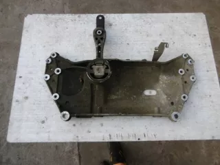1K0199369F 1K0411303BJ 1K0199369F Балка подвески передняя (подрамник) Volkswagen Golf 5 Арт e9636752, вид 1