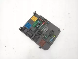 9806098680 Блок предохранителей Citroen C4 Picasso 2 Арт e9637208, вид 2