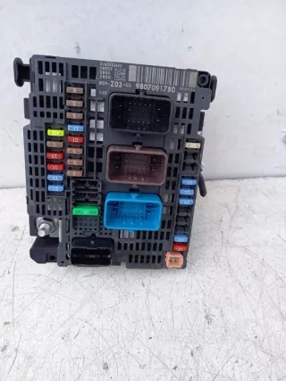 9807091780 Блок предохранителей Citroen C4 Picasso 2 Арт e9637211, вид 1