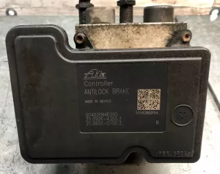 00403064E000 04857830AC Блок ABS Chrysler Voyager 4 Арт e9639553, вид 1
