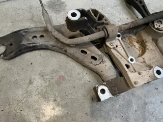 1K0199369F Балка подвески передняя (подрамник) Volkswagen Golf 6 Арт e9654581, вид 2