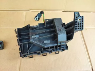 FG9T14A067EB FG9T-14A067-EB Блок предохранителей Ford Mondeo 5 Арт e9656337, вид 7