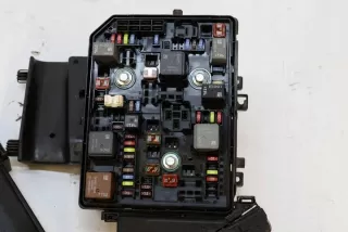 13379209 Блок предохранителей Opel Astra K Арт e9657729, вид 3