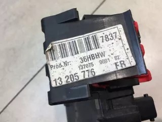 13205776 Блок предохранителей Opel Vectra C  Арт e9658241, вид 4