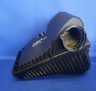 7P0129601 Корпус воздушного фильтра Volkswagen Touareg 2 Арт e9665814, вид 3