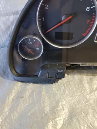 8E0920900L Щиток приборов (приборная панель) Audi A4 B6 Арт e9667525, вид 2