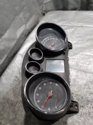 13338431 Щиток приборов (приборная панель) Opel Astra J Арт e9670533, вид 2