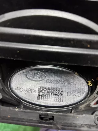 GJ32-8L001-A Решетка радиатора Land Rover Evoque 1 restailing Арт e9681737, вид 3