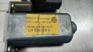 1J4839729 Моторчик стеклоподъемника Volkswagen Golf 4 Арт e9690635, вид 4