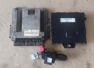 0281030116 237102265R Блок управления двигателем Renault Master 3 Арт e9691933, вид 1