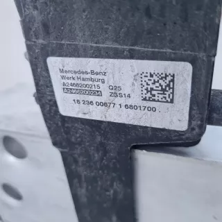 A2466201834 A2466200315 A2466200019 A2466260088 A2466280129 Передняя панель крепления облицовки (телевизор) Mercedes A W176 Арт e9705140, вид 5