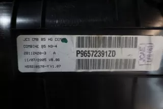 P96572391ZD Щиток приборов (приборная панель) Citroen C4 1 Арт e9728767, вид 4