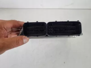 03L906018AC Блок управления двигателем Audi A4 B8 Арт e9729826, вид 3