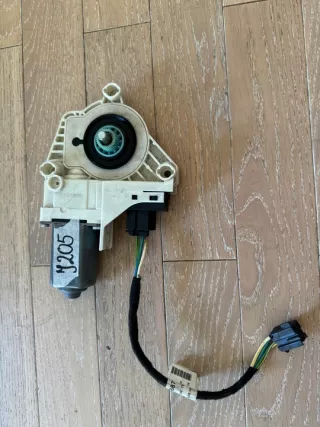 4F0959802C Моторчик стеклоподъемника Audi A6 C6 (S6,RS6) Арт e9732748, вид 3