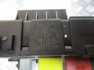 13205774FP Блок предохранителей Opel Vectra C  Арт e9739678, вид 2