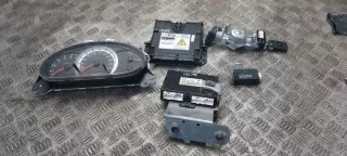 275800-6670 Блок управления двигателем Mazda 5 1 Арт e9750389, вид 1