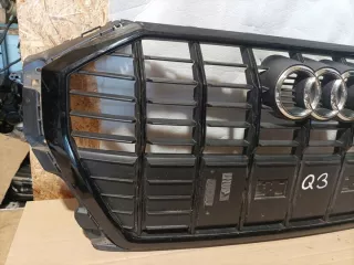 83A853651C Решетка радиатора Audi Q3 1 Арт e9773980, вид 2