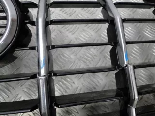 83A853651B 83A853651BC Решетка радиатора Audi Q3 1 Арт e9773982, вид 4